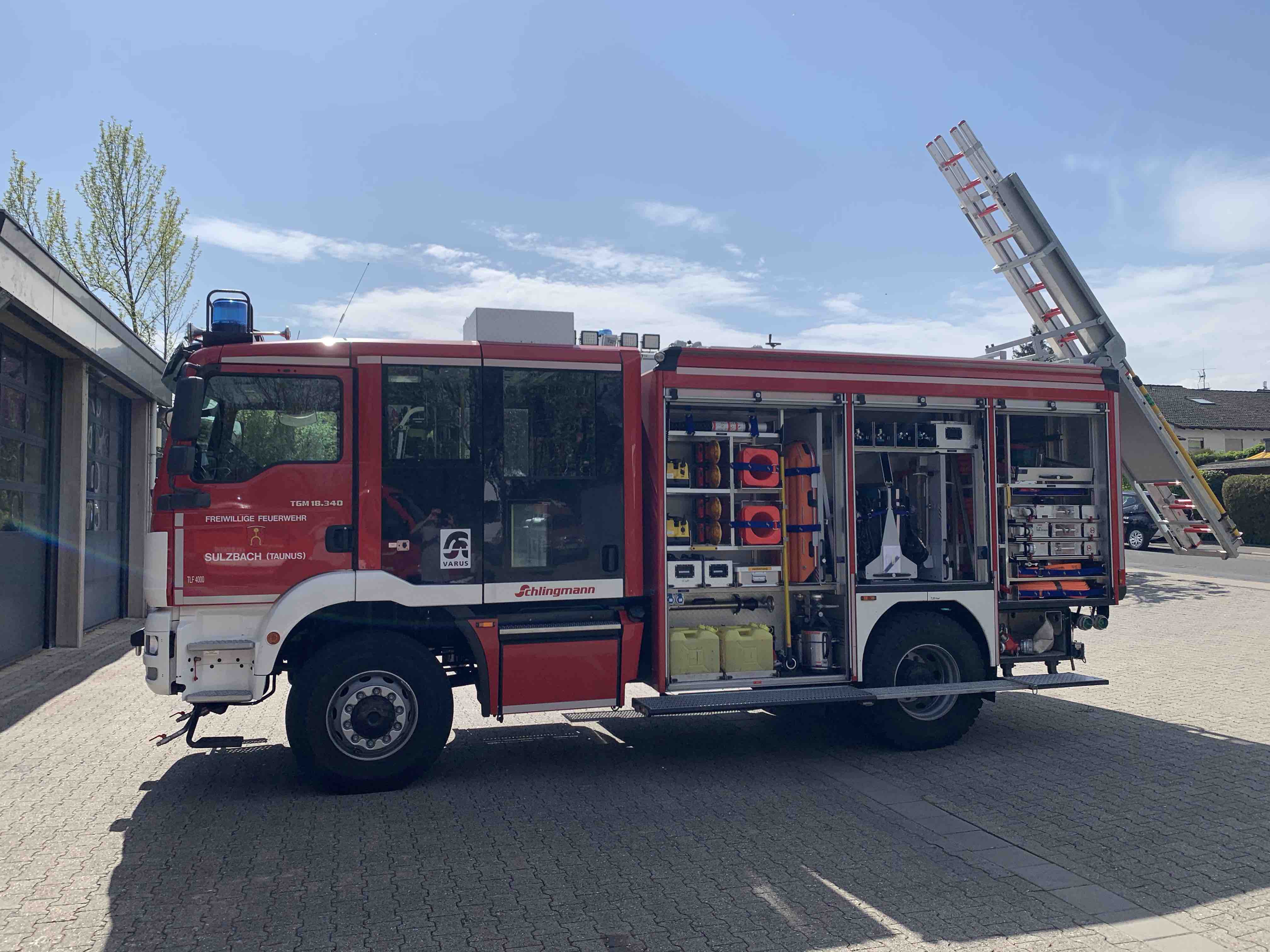 TLF 4000 Tankl schfahrzeug Feuerwehr Sulzbach Taunus 